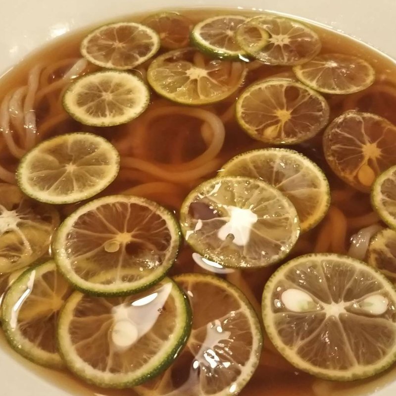 すだちのおうどん(ゴカン)