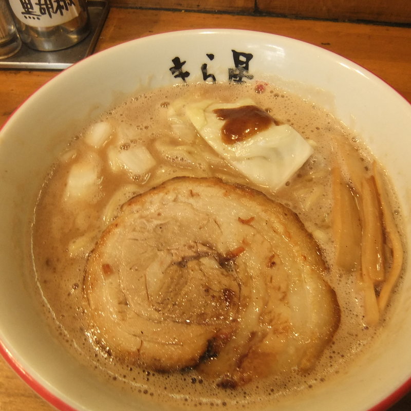 とんこつラーメン(ラーメン きら星)