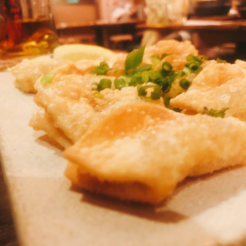 ひとくち揚げ餃子(点心屋台 餃包 六本木店 （ギョーパオ）)