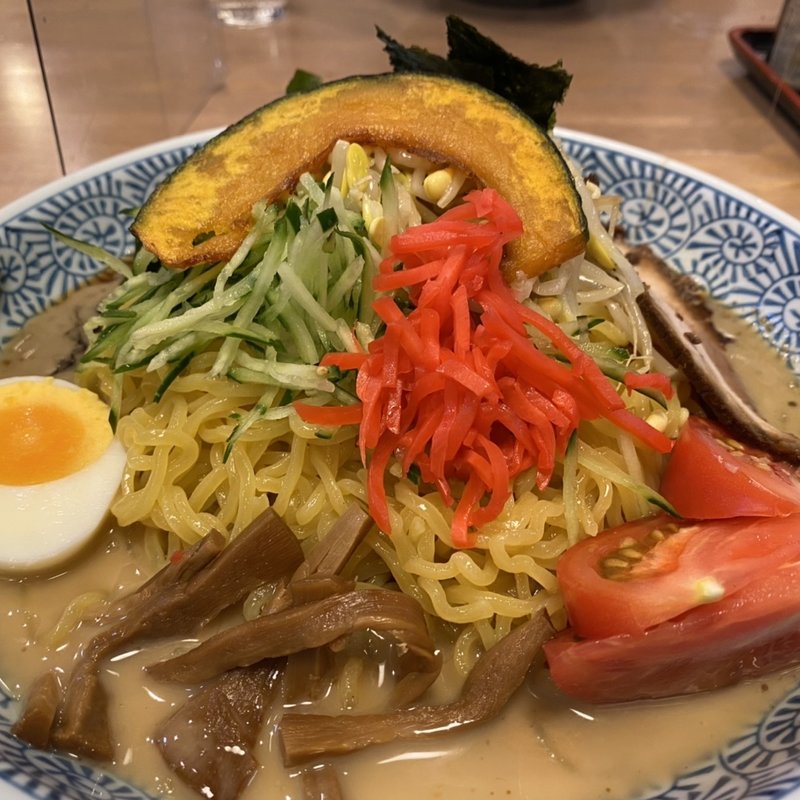 ゴマだれ冷やし中華(ラーメン専門・昭和居酒屋 | 元祖札幌や)