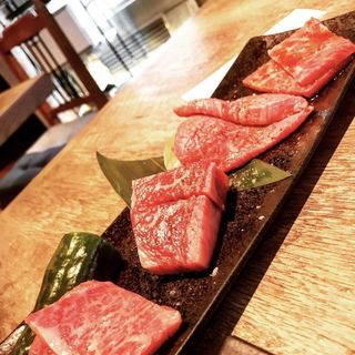 (渋谷 和牛焼肉 USHIHACHI 極)