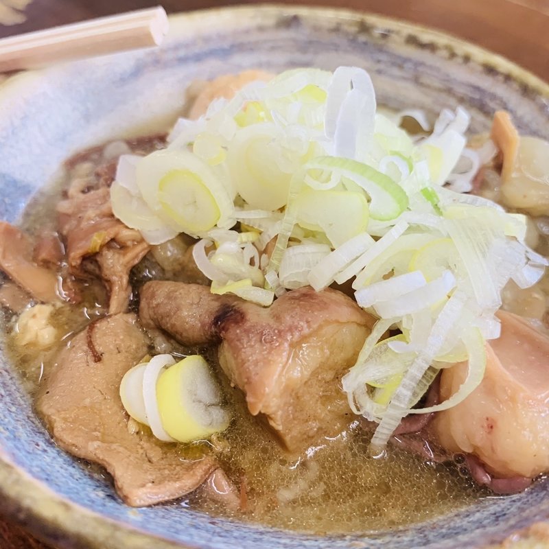 牛もつにこみ(秋田屋 （あきたや）)