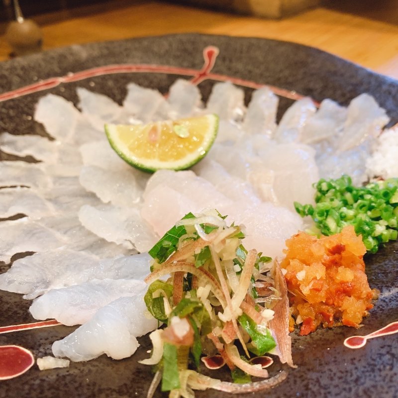 アナゴの刺身(魚屋三代目 鯔背)