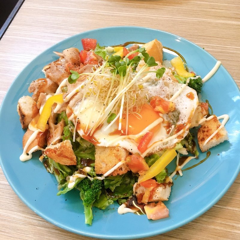 照り焼きチキンサラダ(Cafe Downey 神の倉店)