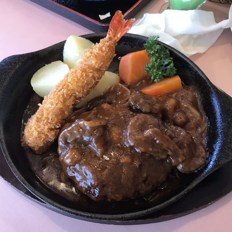 シチュー和牛ハンバーグエビフライトッピング(ハンバーグ＆カフェ ぐーちょきぱー )