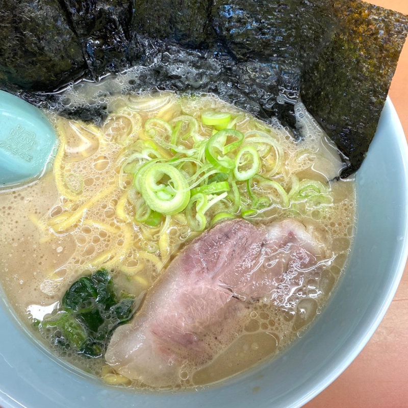 醤油ラーメン＋海苔5枚(ラーメン山岡家 月寒店 （やまおかや）)