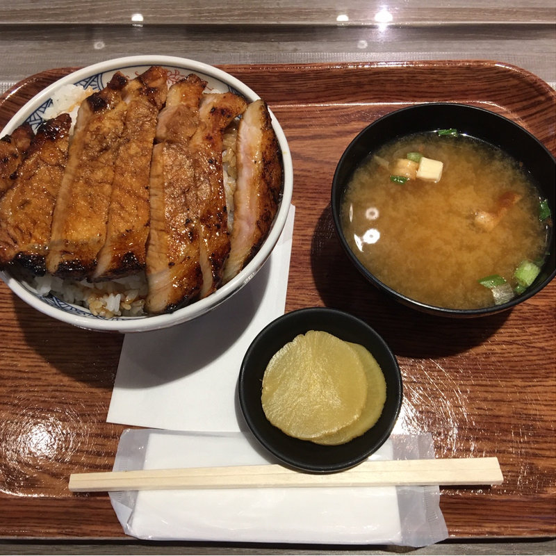 宮城野2段丼(まる家 )