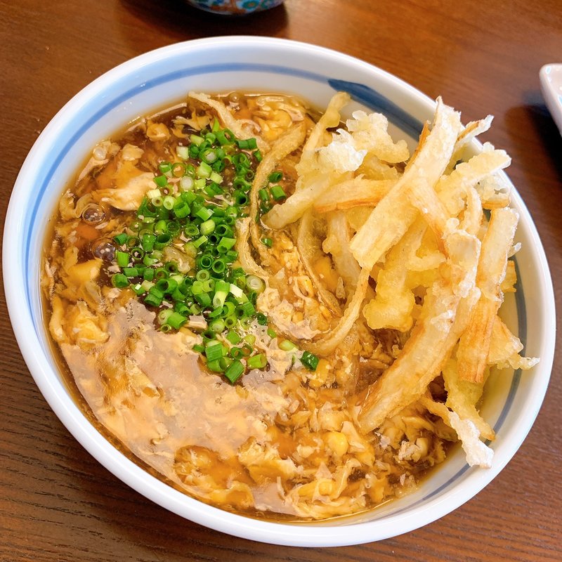 玉子あんかけうどん(素うどん華ちゃん)