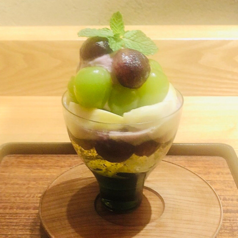 季節のパフェ（ぶどうパフェ）(Cafe＆Sweets 菊乃井 無碍山房 Salon de Muge京都高島屋店)