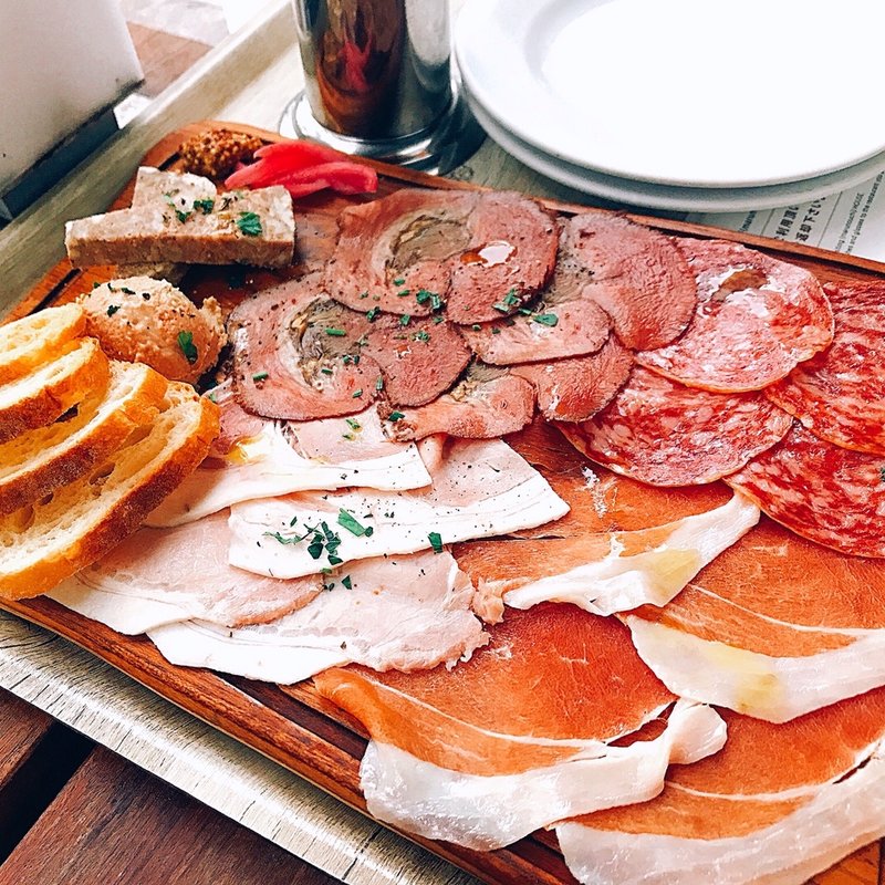 シャルキュトリープラッター(RIGOLETTO WINE AND BAR)