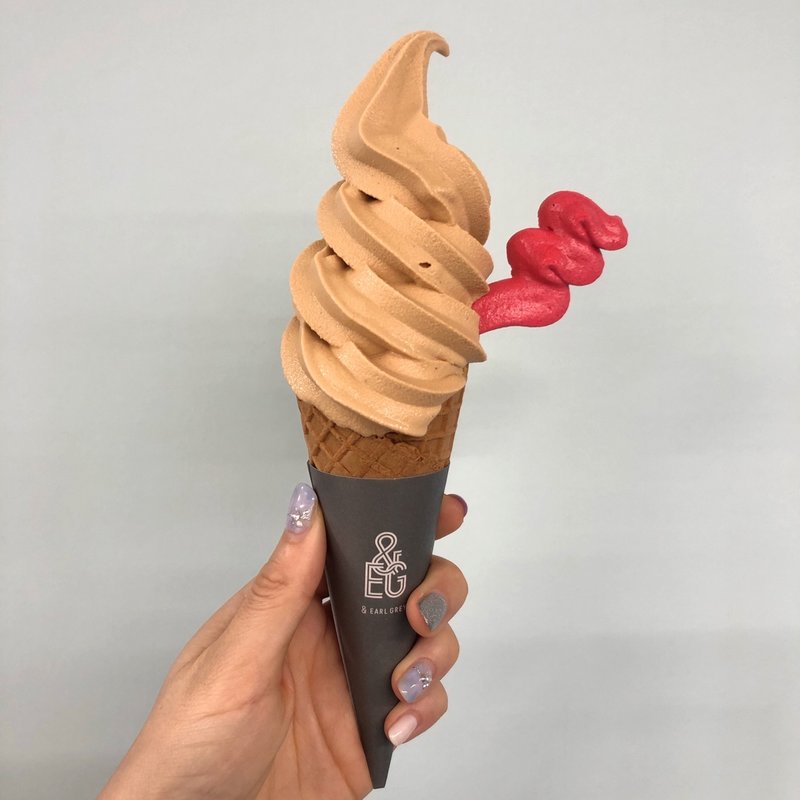 リッチミルクソフトクリーム(& Earl Gray アンドアールグレイ)