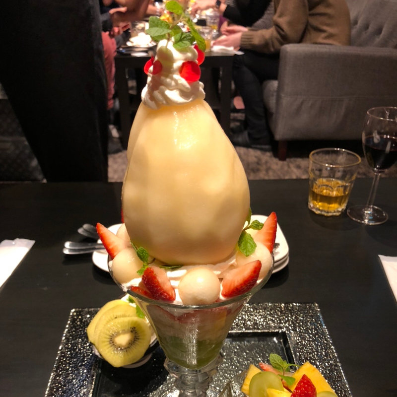 おフランスパフェ(THE LIVING)