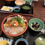 海鮮丼(浜崎鮮魚 浜んくら )