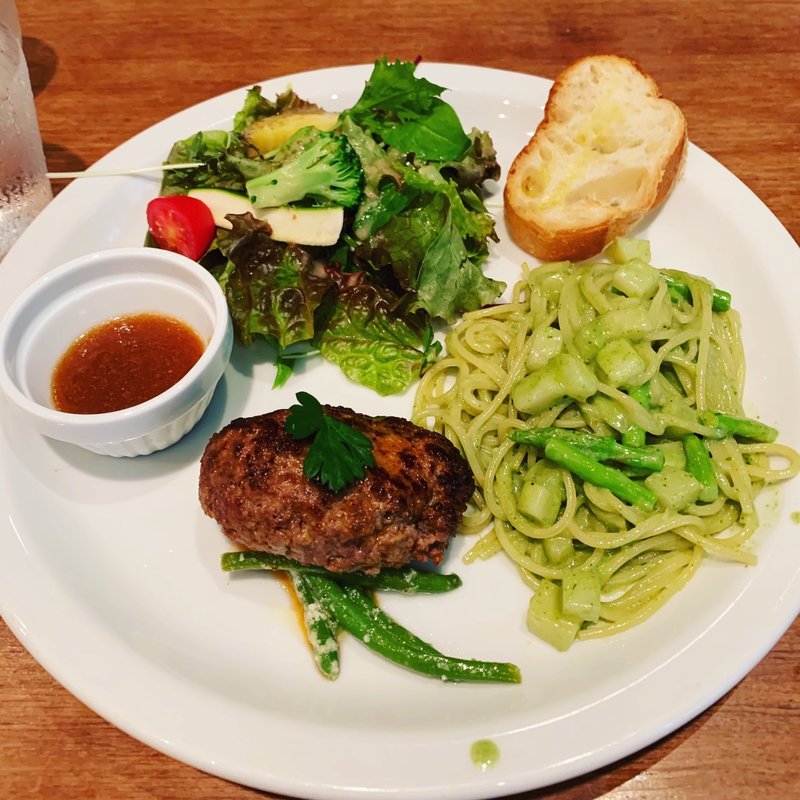 (トラットリア フェデリコ)