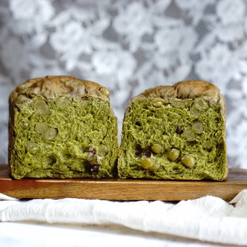 抹茶小豆食パン(ブーランジェリー ロア)
