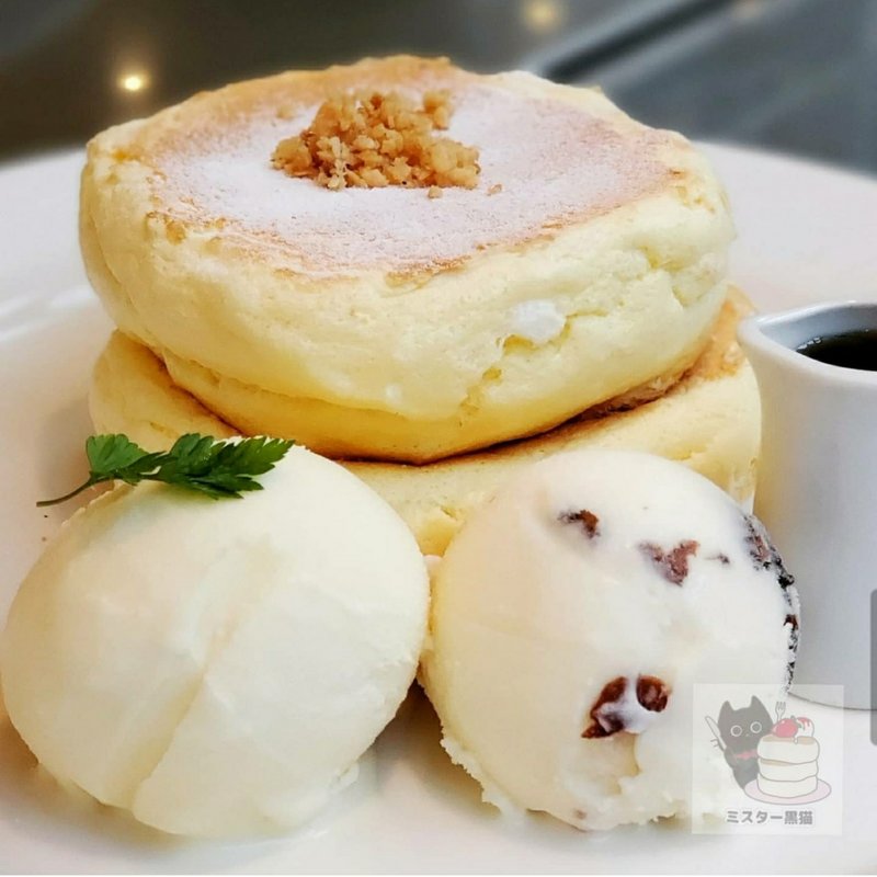 アイスクリーム&メープル(レインボーパンケーキ)