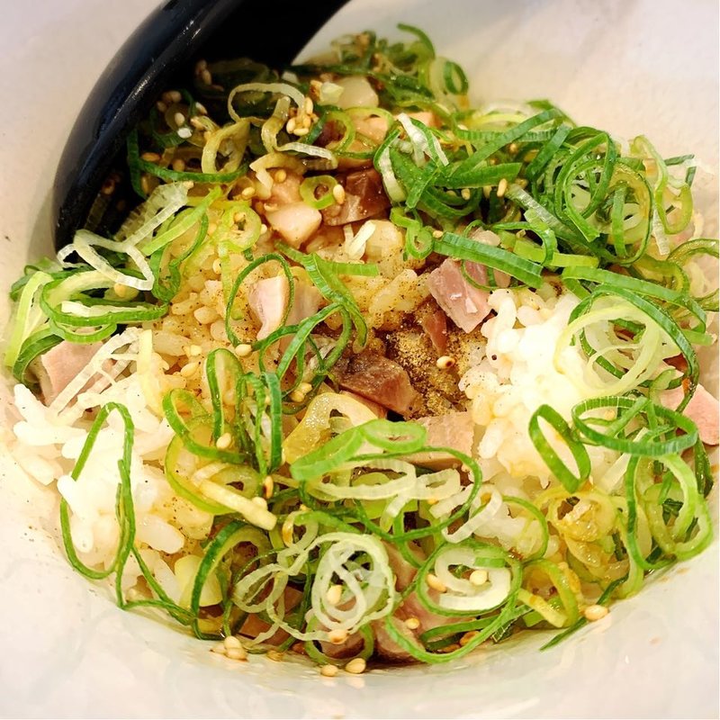 ホエー豚のネギチャーシュー丼(濃厚煮干しそば 麺匠 濱星 溝の口店)