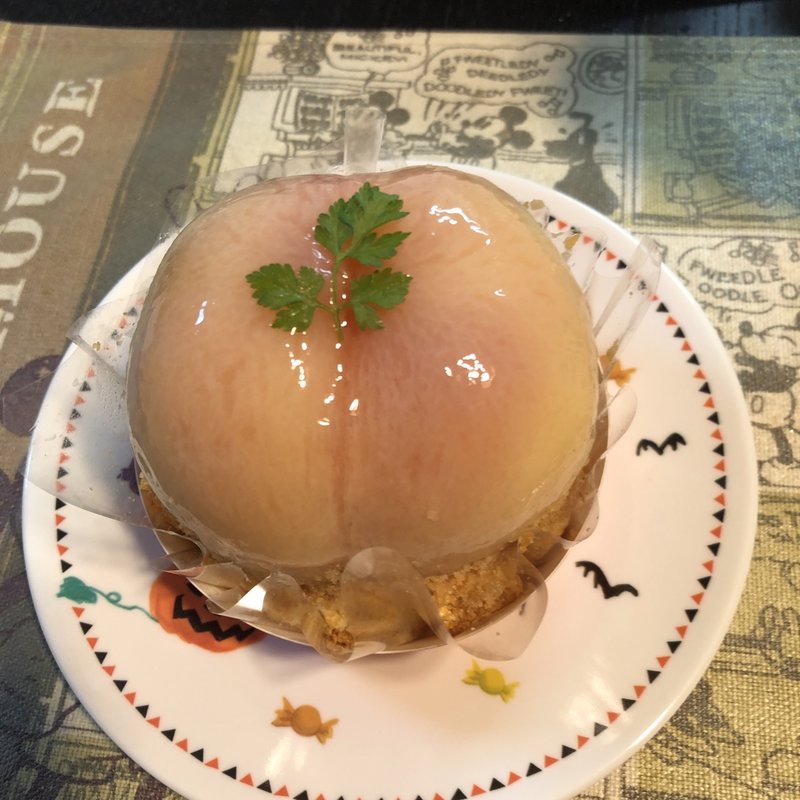 まるごとピーチ(シャ・ノワール 高井田店)