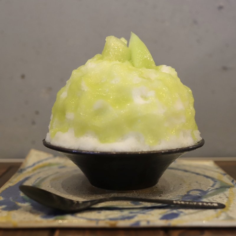 飯岡メロンぜんかい(トウキョウ シェイブアイス ネコゴオリ (Tokyo Shave Ice necogoori))