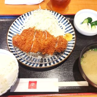 ロースカツ定食 とんかつ 田 東陽町店 の口コミ一覧 おいしい一皿が集まるグルメコミュニティサービス Sarah