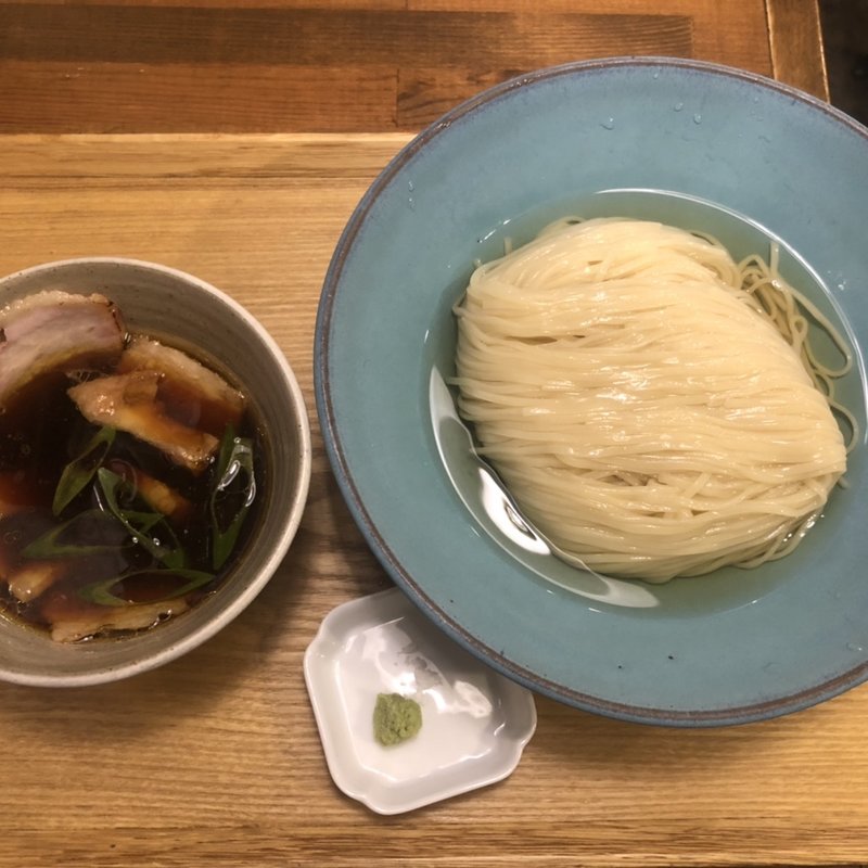 淡麗昆布水つけ麺(いかれたヌードル フィッシュトンズ （いかれたNOODLE Fishtons）)