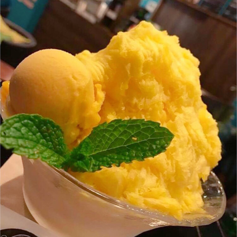 台湾雪花氷（マンゴーかき氷）(china cafe )