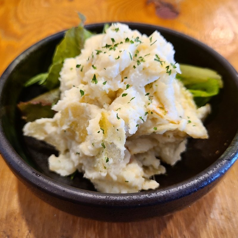 ポテトサラダ(中落ち100円の店 まぐろんち大山店)