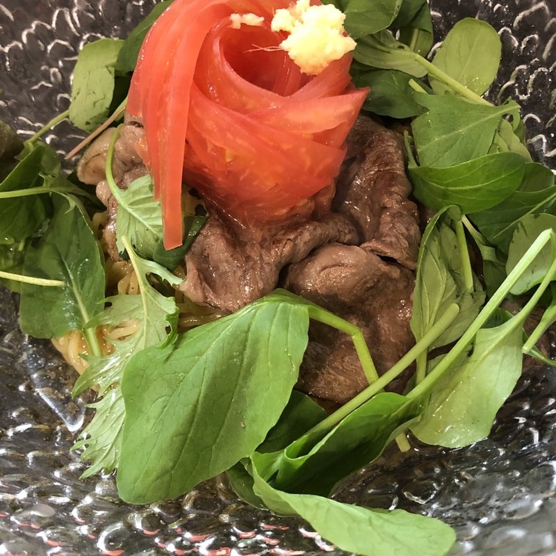 肉ひやし(烈志笑魚油 麺香房 三く)