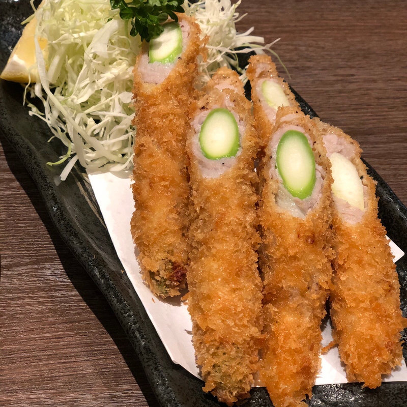 アスパラガス肉巻き(駒八 ムスブ総本店)