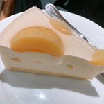 白桃のレアチーズケーキ(ハーブス ルミネエスト新宿店 （HARBS）)