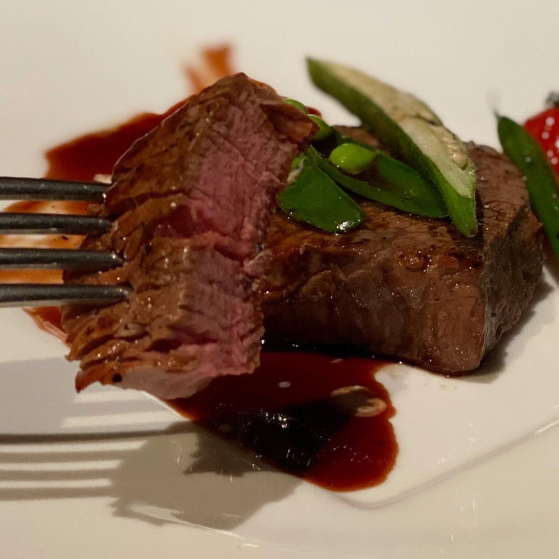 国産牛ヒレの備長炭焼き 赤ワインソース(ゾーナ イタリア 徳山店 （ZONA ITALIA）)