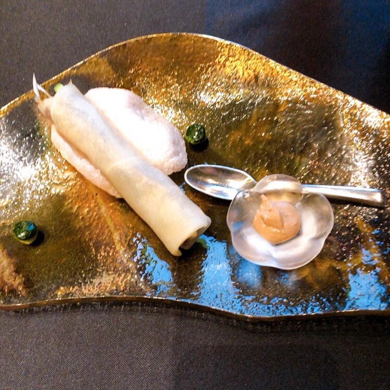 北京ダック Wポーション フォアグラピューレ添え(眺遊楼)