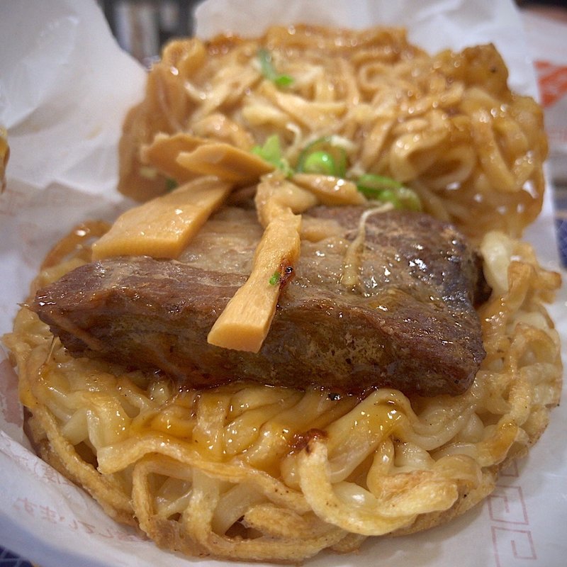 ラーメンバーガー(チャーシュー)(道の駅喜多の郷)