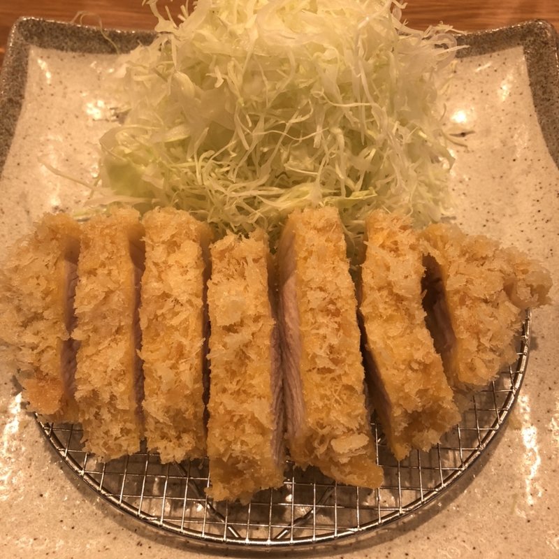 ロースカツ定食(とんかつ わか葉)