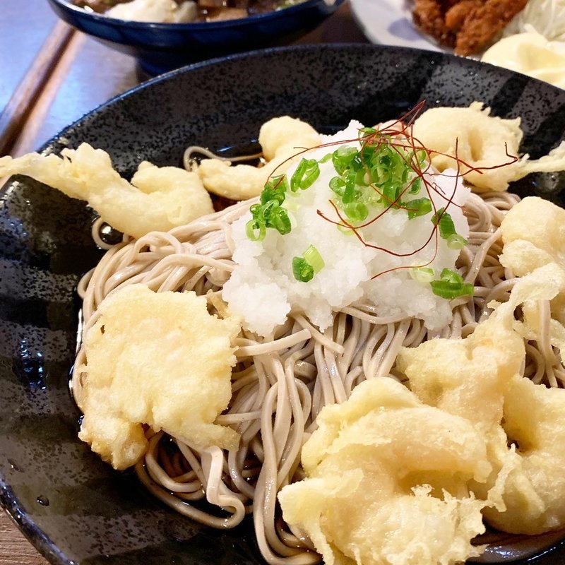 冷やし海老天そば(食事処やはぎ （やはぎ）)