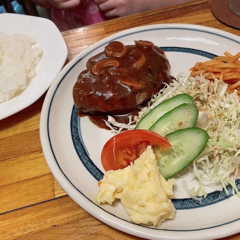 ハンバーグライス(ファミリースナック ロッキー)