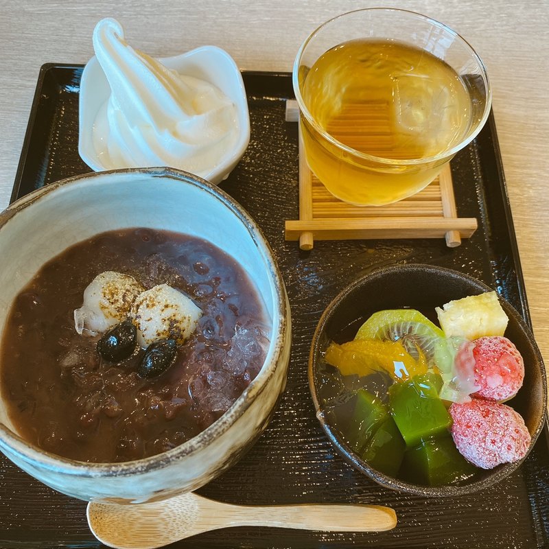 丹波の彩り冷やしぜんざい（ソフトクリーム付き）(夢の里やながわ 本店 )