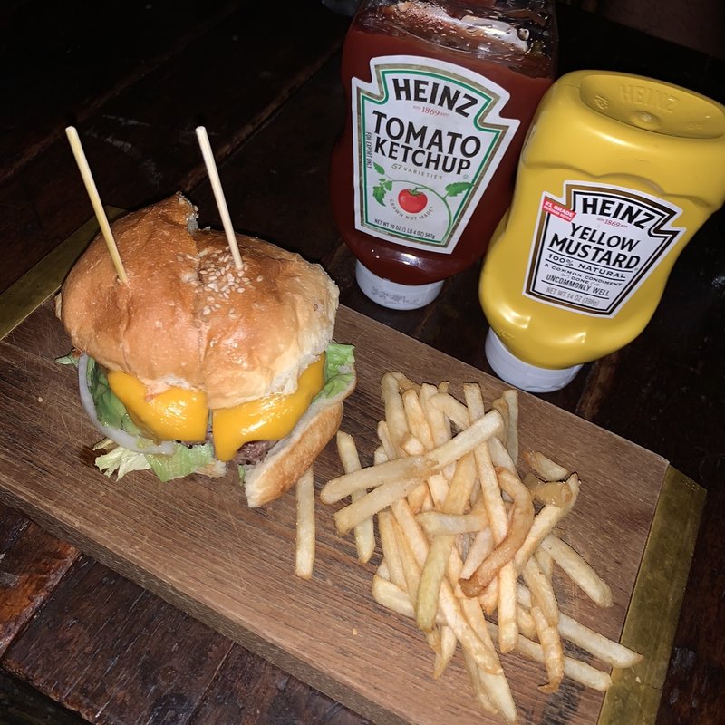 アボカドバーガー(カフェ ソウル ツリー （Cafe Soul Tree）)