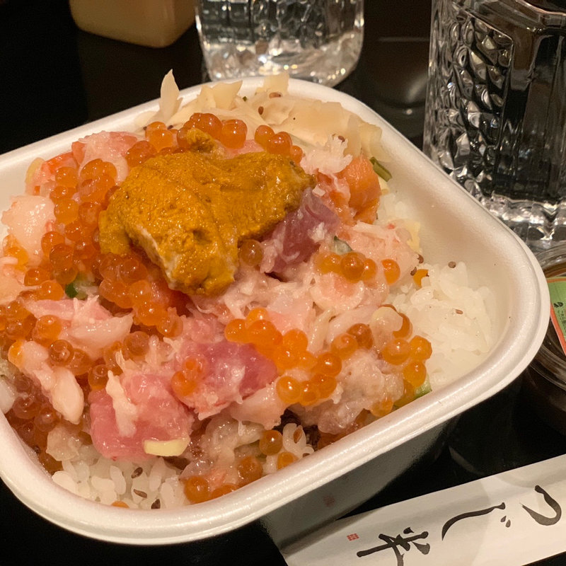 ぜいたく丼（松）(日本橋海鮮丼つじ半 アークヒルズ店)