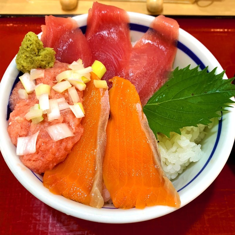三色丼(築地食堂源ちゃん 神保町店 )