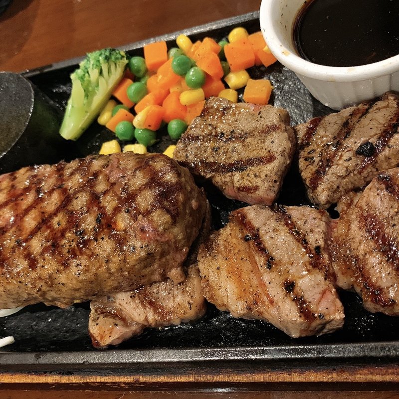 ハンバーグ&ステーキ(パパスグリル )