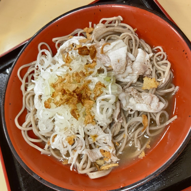 冷し肉骨茶そば(名代富士そば お茶の水店)