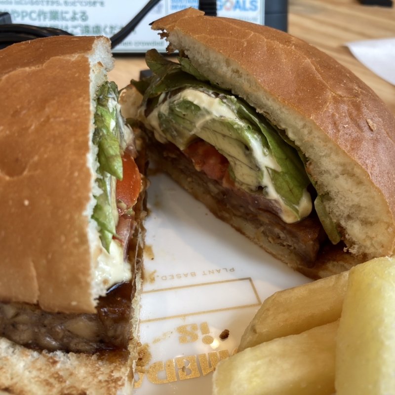 アボ照り(ポテト付)  (KOMEDA is □)