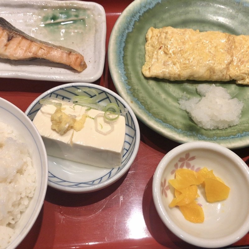 特朝定食(浪花ろばた 八角 横浜ポルタ店 （なにわろばた はっかく）)