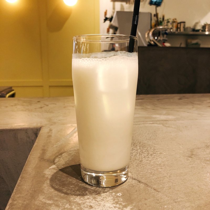 ラッシー(ギャザリングテーブルパンドリー)