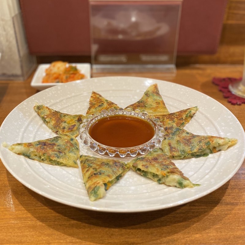 海鮮チヂミ(居酒屋 とも)