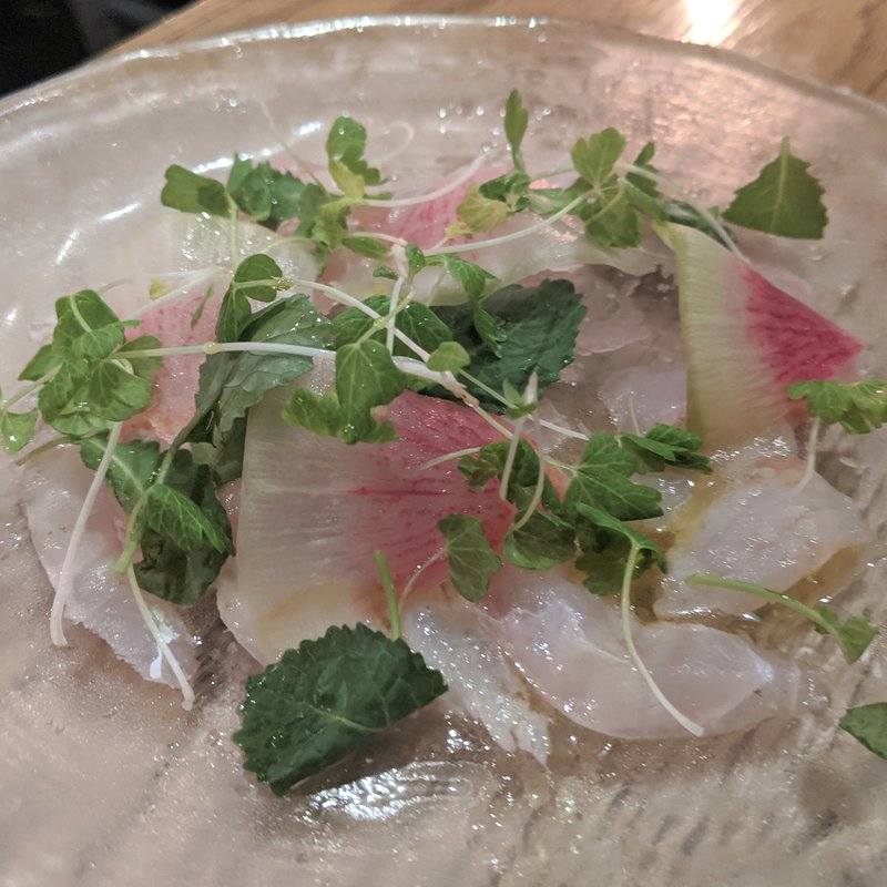 富山湾氷見漁港直送鮮魚のカルパッチョ(RIDE)