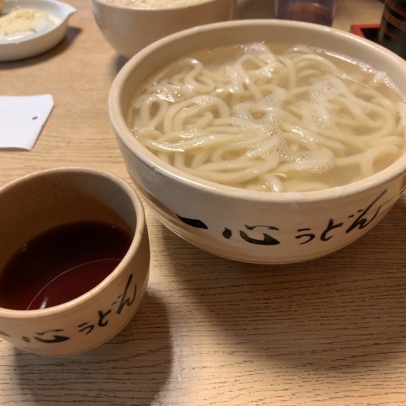 釜揚げうどん　特大(釜揚うどん 一心)