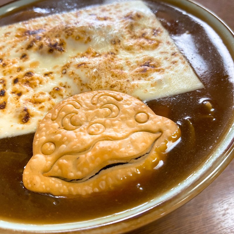 ちーずのせカレーそば(つるや )