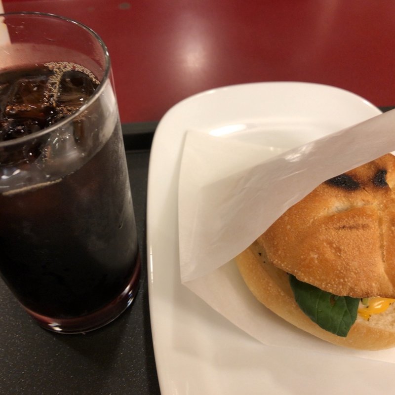 モーニングAセット(カフェ・ベローチェ 南新宿店)